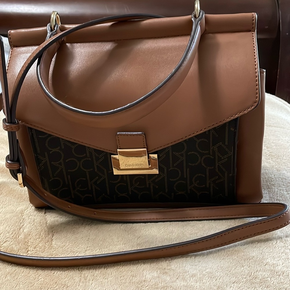 Calvin Klein Crossbody